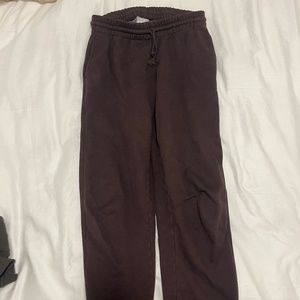 Aritzia brown boyfriend sweatpants